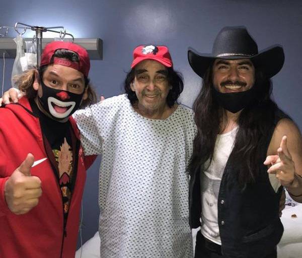 Cepillín reaparece tras grave cirugía de emergencia junto a Rey Grupero