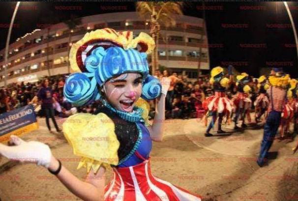 Pese a contagios elevados de Covid, no habrá más prohibiciones ni confinamientos en Sinaloa: Gobernador