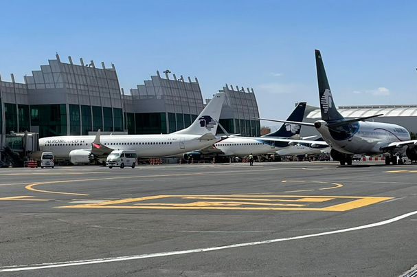 Autoridades investigan incidente ocurrido el sábado en el Aeropuerto Internacional de la Ciudad de México.