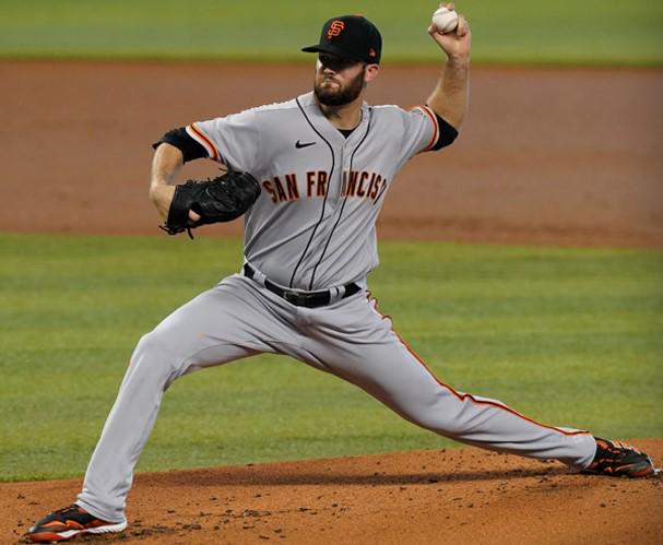 Gigantes blanquean a Miami; evitan barrida