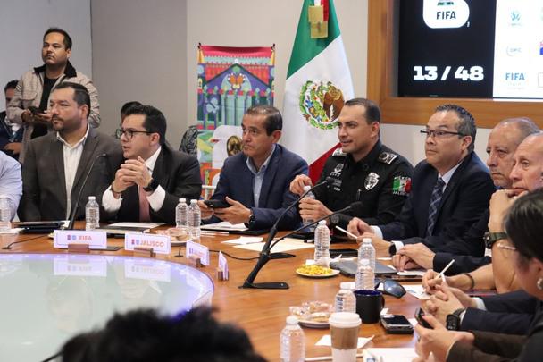 $!Harfuch y FIFA afinan protocolos de seguridad rumbo al Mundial 2026