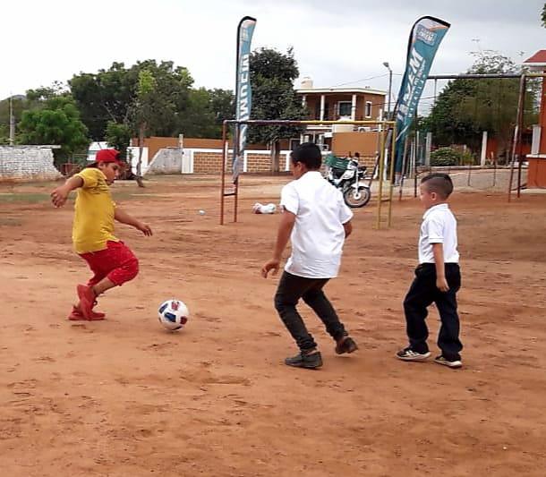 $!Vibran niños con el futbol en Puerta de Canoas