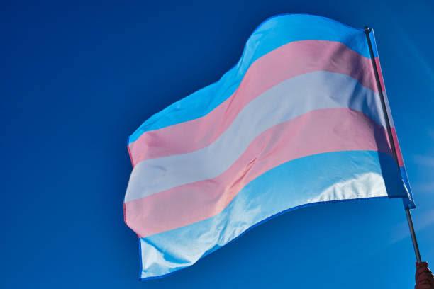 Exponen presunto caso de discriminación laboral por transfobia en Culiacán