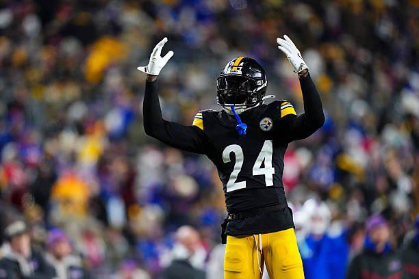 Joey Porter Jr. será traspasado de los Steelers a los Cowboys.