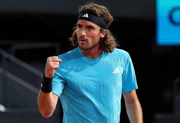 El griego Stefanos Tsitsipas superó a Dani Mérida para alcanzar los octavos de final.