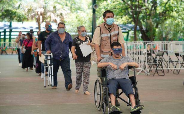 Las campañas de vacunación contra Covid-19 alcanzarán a menores de 12 a 17 años con comorbilidades.