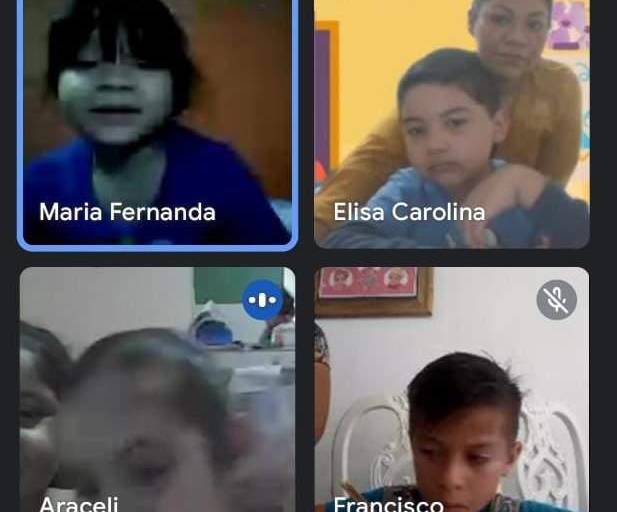Estudiantes mazatlecos se muestran felices de retomar sus estudios en línea