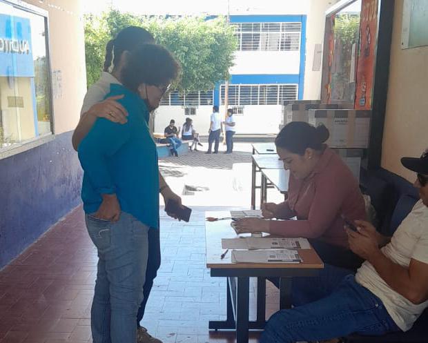 $!Consulta por reingeniería de la UAS transcurre con alta participación y tranquilidad en Rosario, afirman