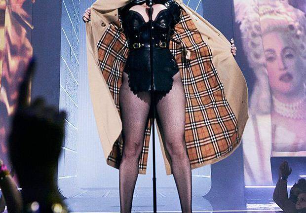 A casi 40 años de su debut en los MTV VMAs, Madonna regresa a la premiación para abrir la ceremonia