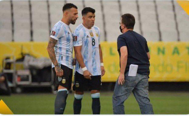 $!El Brasil-Argentina se suspende por ingreso de autoridades sanitarias a la cancha