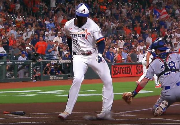 Yordan Álvarez podría volver para los últimos tres encuentros del calendario regular de las Mayores.