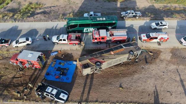 $!Volcadura de autobús deja al menos siete muertos en la Guaymas–Hermosillo