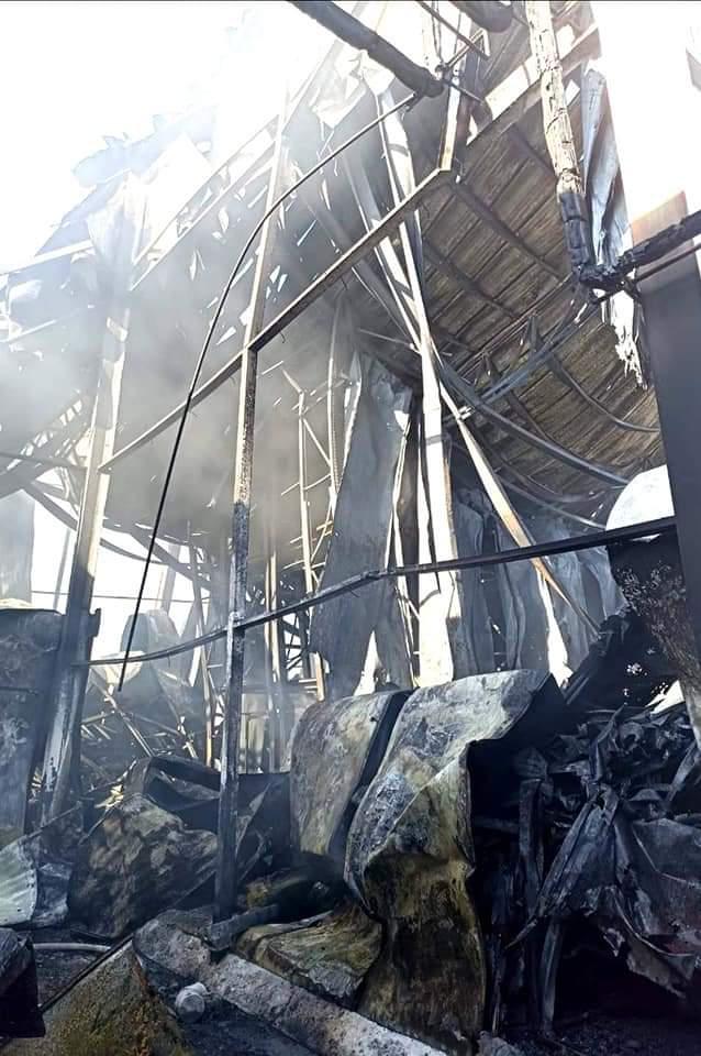 $!Incendio devasta una planta congeladora de camarón en Guasave; las pérdidas son millonarias