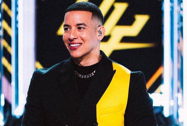 El reguetonero boricua Daddy Yankee adquiere equipo de beisbol, del que es fanático desde niño.