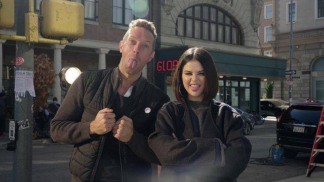 Selena Gomez y Coldplay estrenan video de ‘Let Somebody Go’