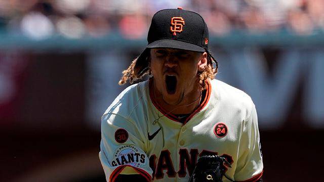 Spencer Bivens tiene una triunfal apertura.