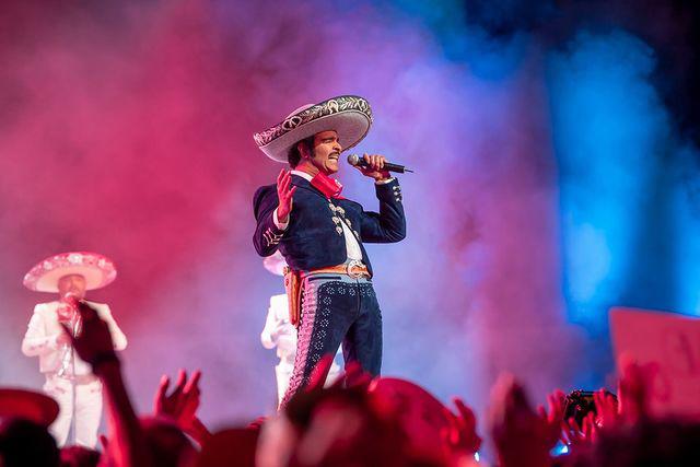 Inicia este lunes segunda temporada de ‘El último rey’, bioserie de Vicente Fernández