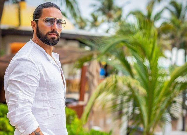 Poncho de Nigris es confundido con Jesucristo por su disfraz de ‘Halloween’