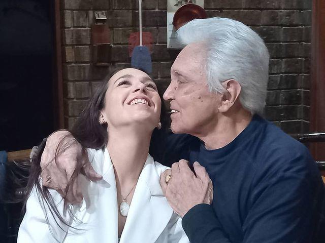 Alberto Vázquez se casa a sus 81 años y presume a su ahora esposa