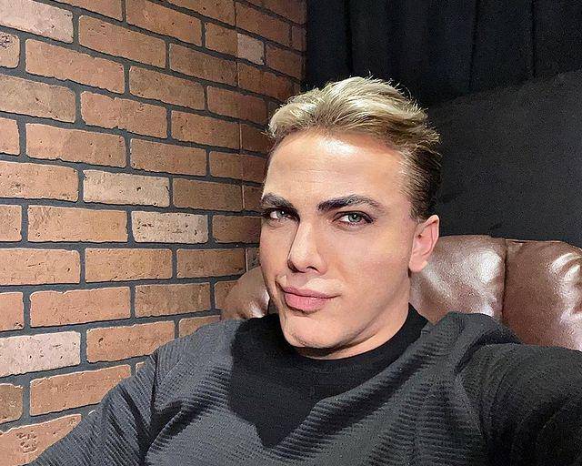 Cristian Castro sorprendió en redes al aparecer irreconocible