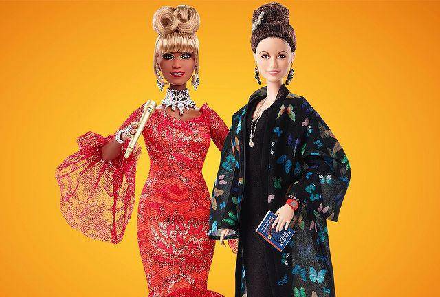 Brinda Barbie homenaje a Celia Cruz y Julia Álvarez
