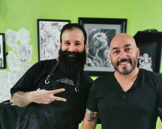 Lupillo Rivera también se borra el tatuaje de Belinda