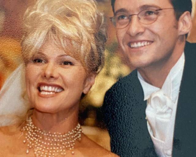 Hugh Jackman celebra 25 años de casado y publica fotos inéditas