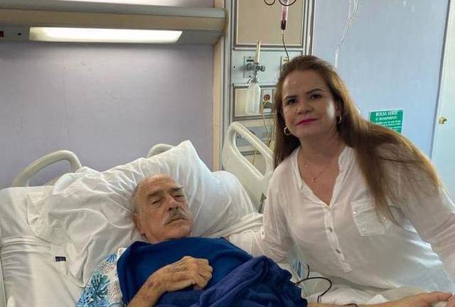 Andrés García fue hospitalizado de emergencia; recibe una transfusión de sangre