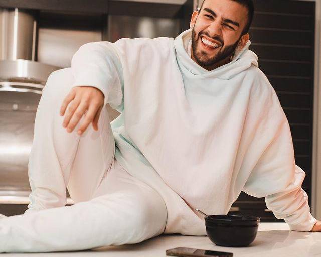 El colombiano Manuel Turizo quiere colaborar con Ángela Aguilar