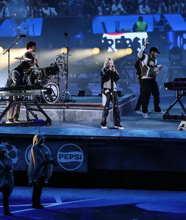 $!Linkin Park abre el telón de la Final de la Champions League en Allianz Arena