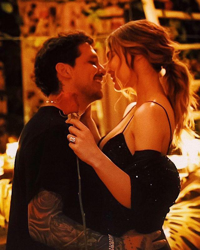 $!Esta es una de las pocas fotos que hay en la cuenta de Belinda con el cantante.