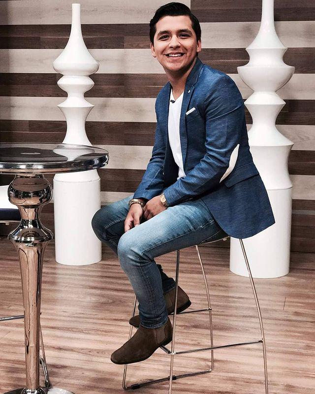 $!Consideran a Nodal como el nuevo Vicente Fernández