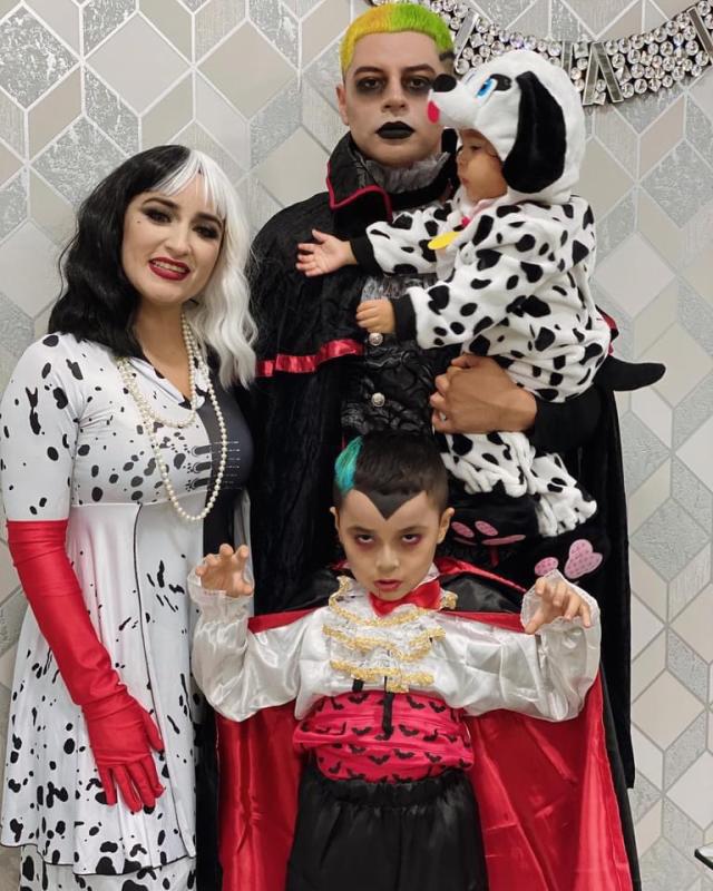 $!Eduin Caz se disfrazó junto a toda su familia.