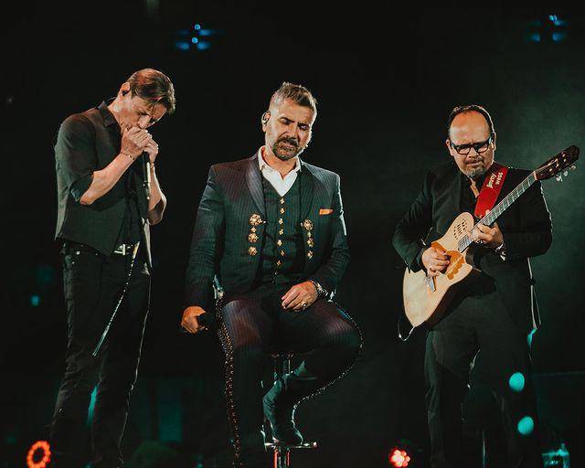 Alejandro Fernández ‘le baja las estrellas’ a La Laguna