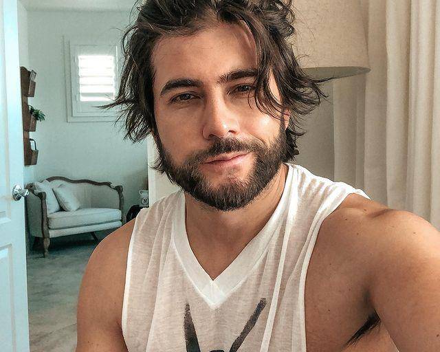 Fernando Noriega reemplaza a Gonzalo Peña en la novela ¿Qué le pasa a mi familia?