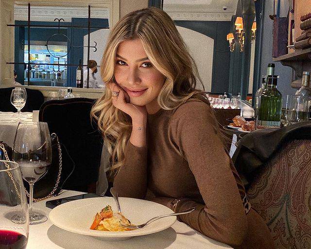 Defiende Michelle Salas a Frida Sofía y pide un alto a las comparaciones