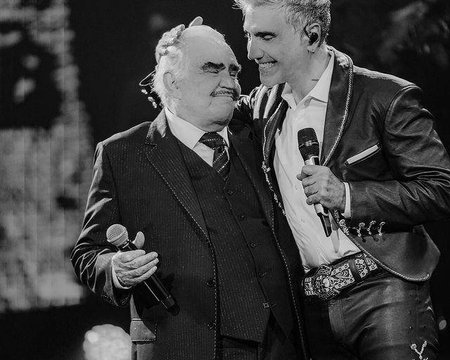Alejandro Fernández manda mensaje de agradecimiento por la salud de Vicente Fernández