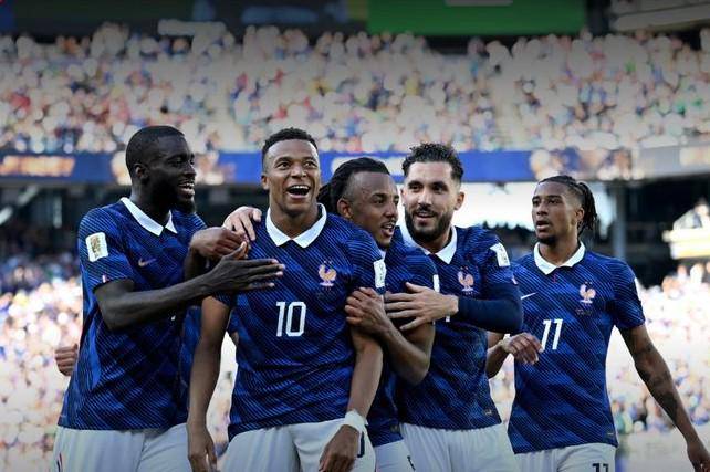 Kylian Mbappé y el combinado francés se impusieron categóricamente a Senegal.