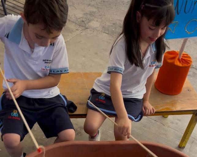 Juegan y aprenden alumnos de Cadi Las Américas en la Feria de las Matemáticas