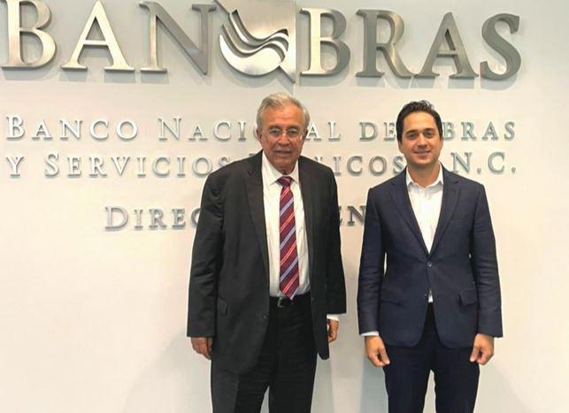 Gestiona Rocha Moya ante Banobras viviendas y créditos para los desplazados