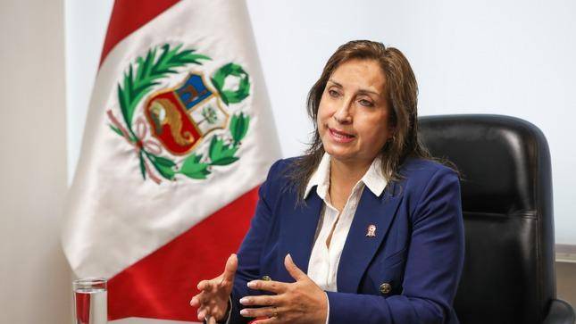 Dina Ercilia Boluarte Zegarra, Presidenta de Perú.