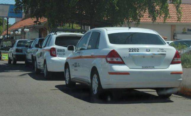 Taxistas de sitio informaron que el servicio ha registrado mayor demanda, principalmente de turistas.