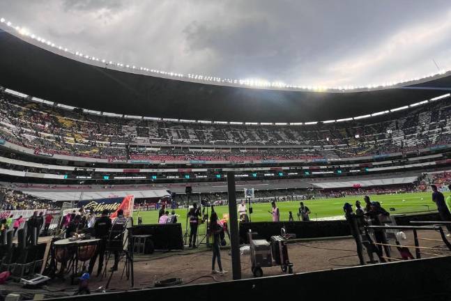 Retrasan la final entre América y Cruz Azul por tormenta eléctrica