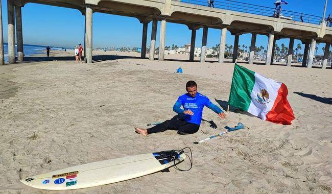 Martín Díaz Martínez, quinto lugar del Campeonato Mundial de Para Surfing en Huntington Beach, California.