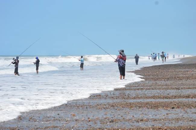 Sol y playa! Celestino Gazca organiza Torneo de Pesca de Orilla 2023