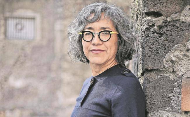 La escritora Cristina Rivera Garza es galardonada con el premio José Donoso 2021