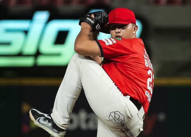 $!Del barrio al montículo: Jonatan Bernal cumple el sueño de ser abridor con Venados de Mazatlán