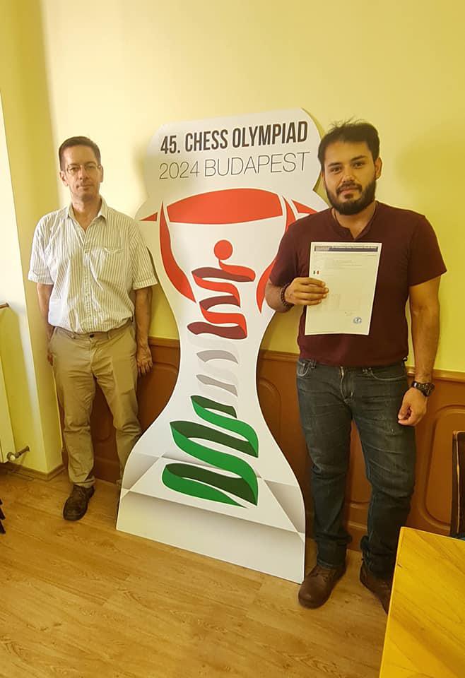 $!Ajedrecista mazatleco pone en alto el nombre de México en Europa