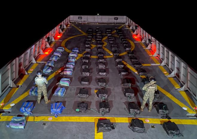 $!Marina asegura más casi 3 toneladas de cocaína en costas de Guerrero y Quintana Roo