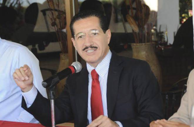 Ney González, ex gobernador Nayarit, prófugo de la justicia, tiene 2 órdenes de aprehensión en su contra